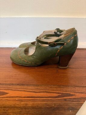 John Fluevog Olive Green Mary Jane Heels with Tan Stitching